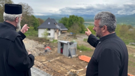 La Desești se construiește centrul multifuncțional cu dotări culturale și sportive