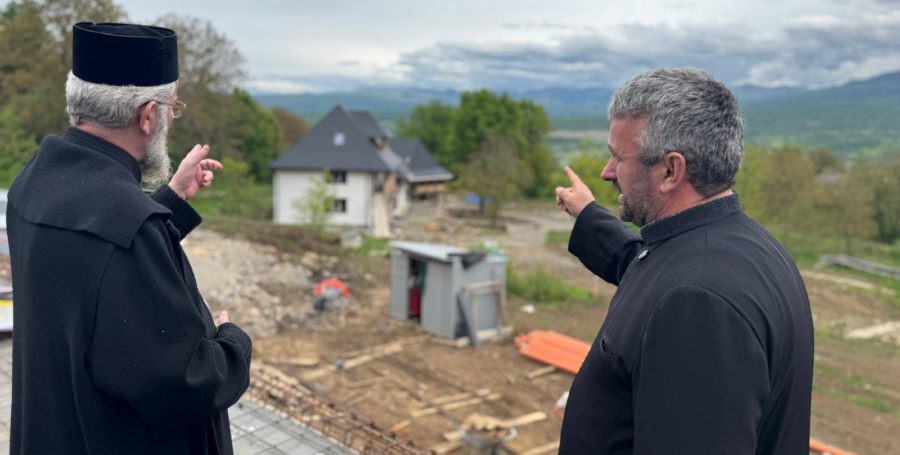 La Desești se construiește centrul multifuncțional cu dotări culturale și sportive