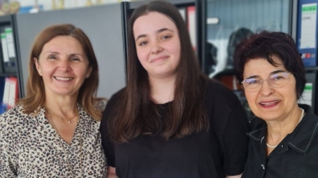 Elevă de la Colegiul Economic Baia Mare, premiată la concursul de cultură generală „Român în școala ta”