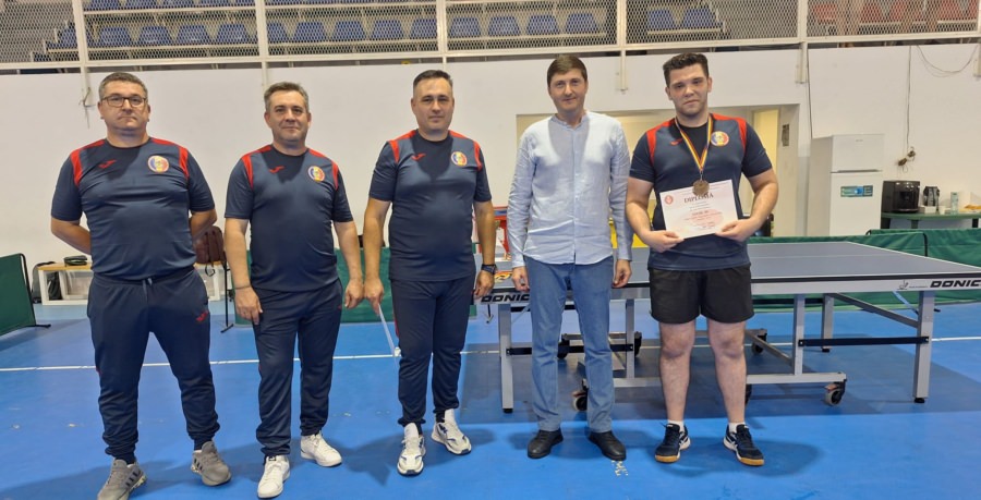 Pompier maramureșean, pe podium la Cupa ASPR la tenis de masă