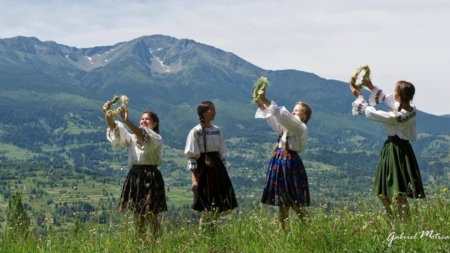Obiceuri, credințe, tradiții și superstiții de Sânziene