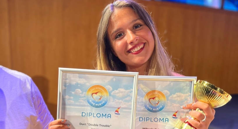 Mihaela Firisar aduce în Maramureș marele trofeu al Festivalului Internațional „Aire Nuevo” din Barcelona