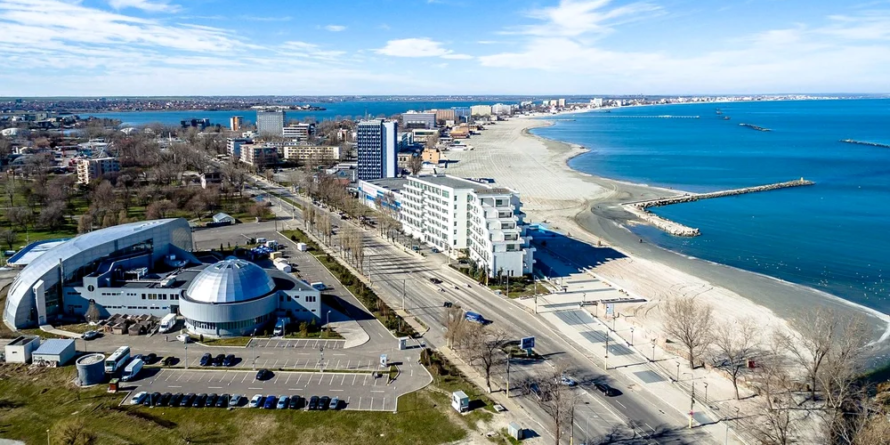 ATENȚIE, ȘOFERI DIN MARAMUREȘ: Parcare mai scumpă pe litoral!