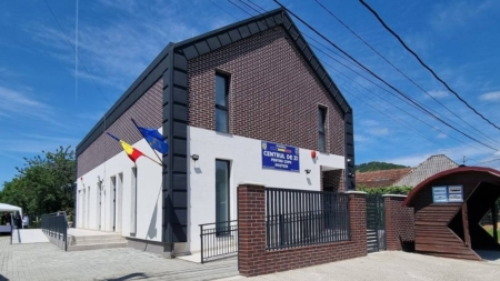 S-a inaugurat Centrul de zi pentru copii Hoșteze din Tăuții Măgherăuș
