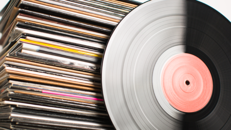 „Târg de Viniluri” la Bastionul Măcelarilor din Baia Mare