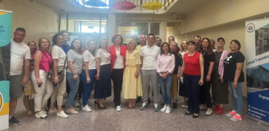 Educație incluzivă: Schimb de experiență și sesiune de formare pentru profesorii din cadrul Liceului cu Program Sportiv Baia Mare în județul Bihor