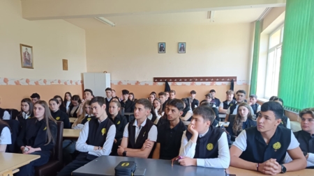 Seminarul Teologic Liceal „Sf. Iosif Mărturisitorul” din Baia Mare a găzduit o activitate dedicată prevenirii consumului de substanțe interzise