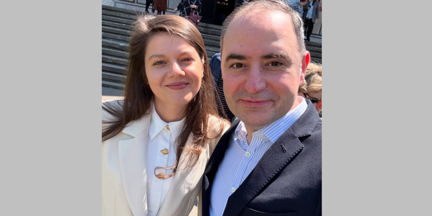 Noul ministru de Finanțe este logodit cu o frumoasă și îndrăgită maramureșeancă