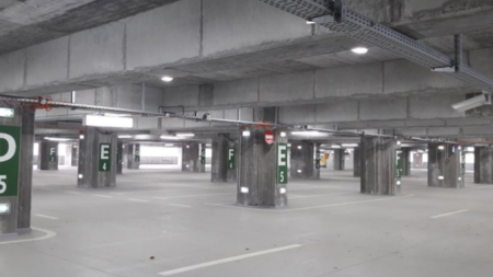 77.000 de euro pentru un loc de parcare?