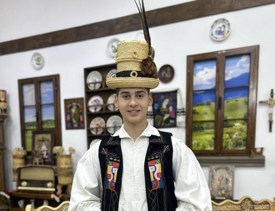 Paul Marincaș, adolescentul băimărean cu o frumoasă carieră în muzica de folclor