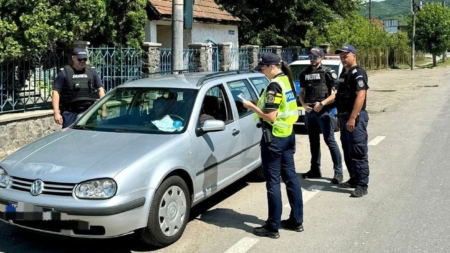 Zeci de mașini controlate și zeci de sancțiuni aplicate la Sighet