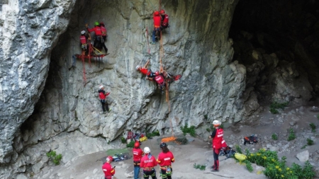 Salvatori montani maramureșeni la pregătire în Cheile Turzii