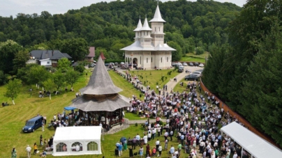 Sunteți invitați la hramul Mănăstirii „Sfântul Prooroc Ilie Tesviteanul” Dealu Mare
