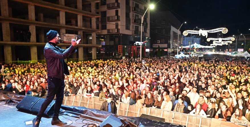 Ce artiști urcă pe scenă la Sărbătoarea Castanelor