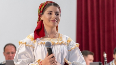Zi aniversară pentru Oana Larisa Pop, tânăra speranță a folclorului maramureșean