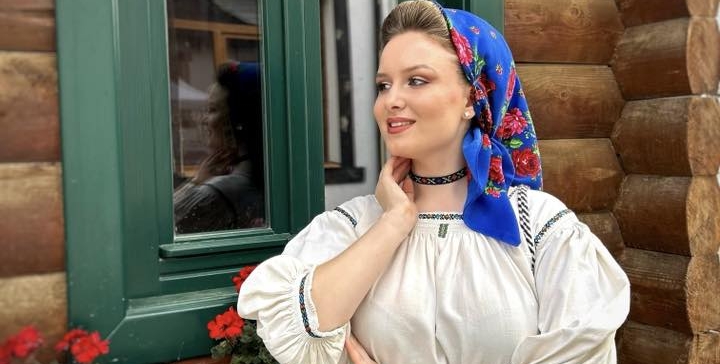 La mulți ani, Diana Topan! Tânăra artistă își sărbătorește ziua de naștere