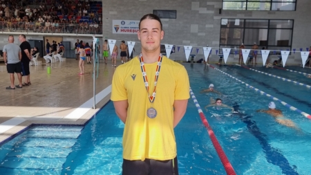 Medalie de bronz pentru Cristopher Farkas (LPS Baia Mare) la Cupa României la înot