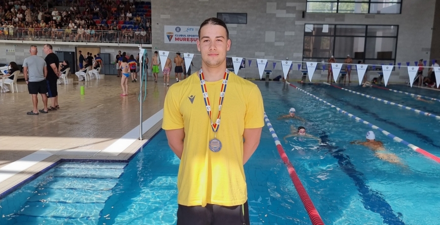 Medalie de bronz pentru Cristopher Farkas (LPS Baia Mare) la Cupa României la înot
