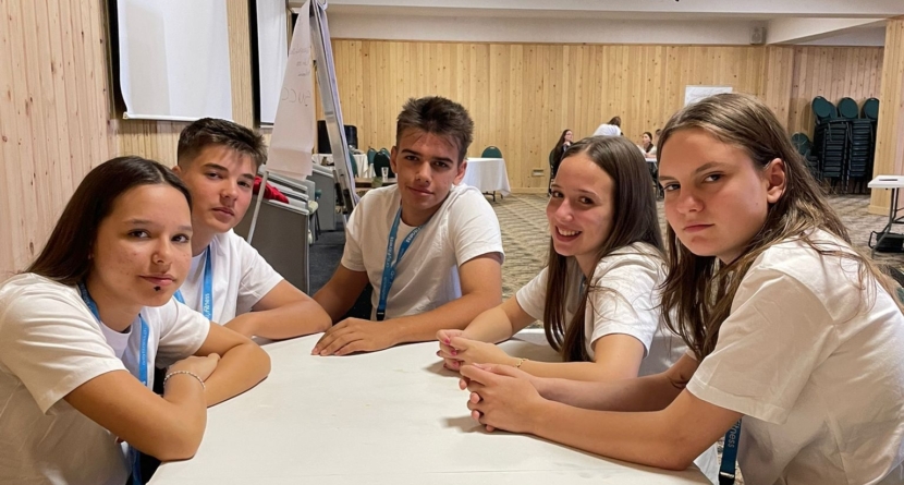 Elevii de la “Lucaciu”, modele de implicare în cadrul competiției “Sanitarii Pricepuți”