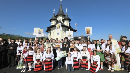 Slujire arhierească la Mănăstirea Borșa–Prislop