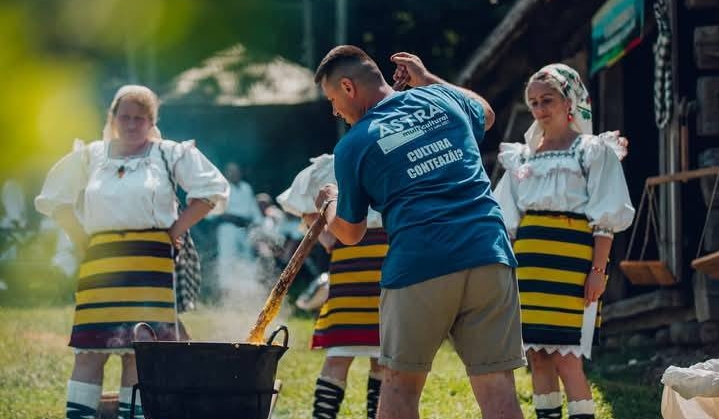 Maramureșeni prezenți la ediția a X-a a Seminarului „Gastronomia-tradiție, inovație, identitate culturală” de la Sibiu