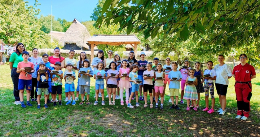 La Muzeul Satului din Baia Mare a debutat a doua serie a atelierelor de vacanță