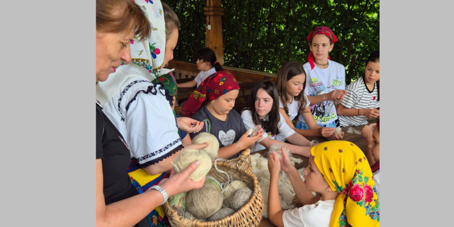 Tradiție și educație: Ateliere maramureșene pentru elevi din Târgoviște și București