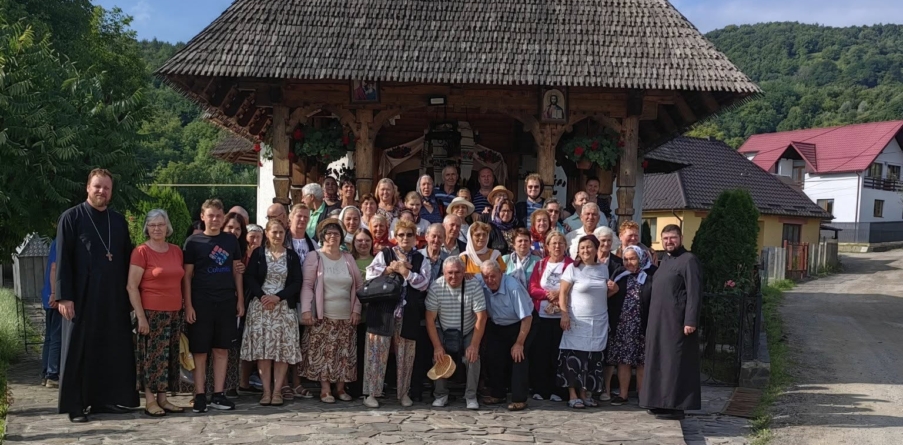 Parohia Sighet Câmpu Negru a primit vizita unui grup de pelerini ieșeni