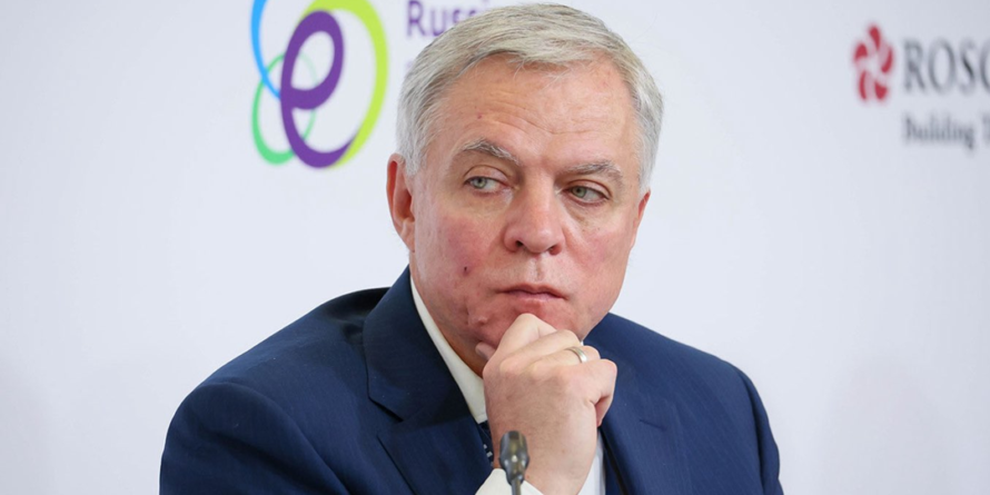 Un nou oficial rus cade „accidental” de la etaj