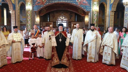 Hramul Bisericii „Soborul celor 12 Sfinți Apostoli” și 25 de ani de la prima târnosire