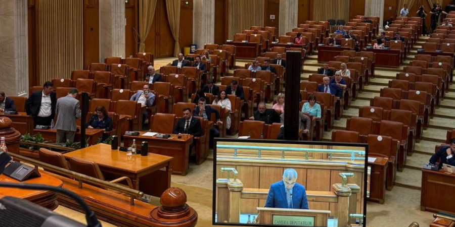 Bănci goale la citirea moțiunii de cenzură