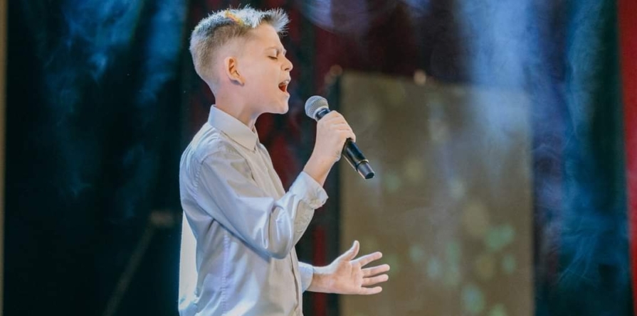 Talent, muncă și pasiune: Albert Adrian Tipuș, un nume promițător la doar 11 ani; „Pentru mine, muzica înseamnă emoție”