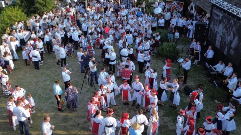 În 15 august, toate drumurile duc „ACASĂ la Rogoz” – un eveniment de suflet, cu cântec, joc și voie bună!