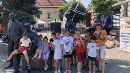 Tabăra de vară „ArtReCreativ”, la Muzeul Județean de Artă- Centrul Artistic Baia Mare