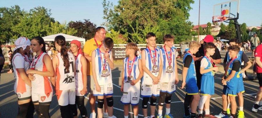Echipa U12 a CSS Sighet, campioană națională la baschet 3×3