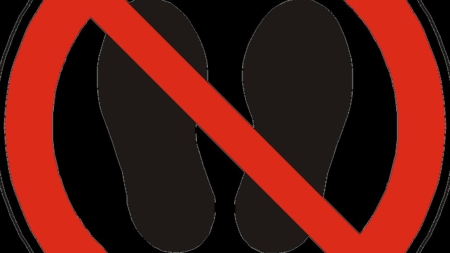 Acces pietonal restricționat pe o stradă din Baia Mare