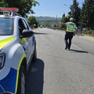 Polițiștii maramureșeni încurajează cetățenii să sesizeze comportamentele agresive la volan prin aplicația eSAR