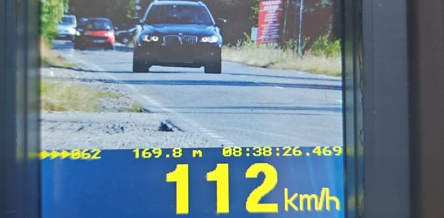 Taxați pentru depășirea vitezei