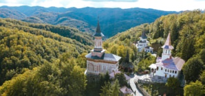 Centenarul Mănăstirii Rohia: Simpozioane, slujbe și manifestări culturale dedicate celor 100 de ani de viață monahală