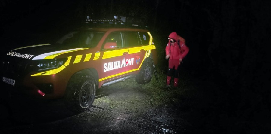 Două acțiuni ale salvamontiștilor în sprijinul unor ucraineni rătăciți în Munții Maramureșului