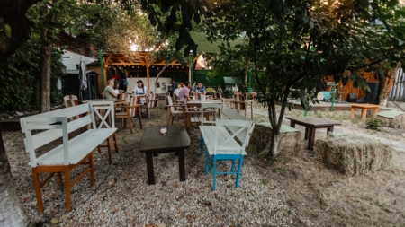 „Summer Vinyl Evening”, în această seară la Shura Bistro Caffe