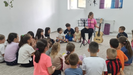 Tabăra Micilor Artiști, la BiAcademy Music School Baia Mare