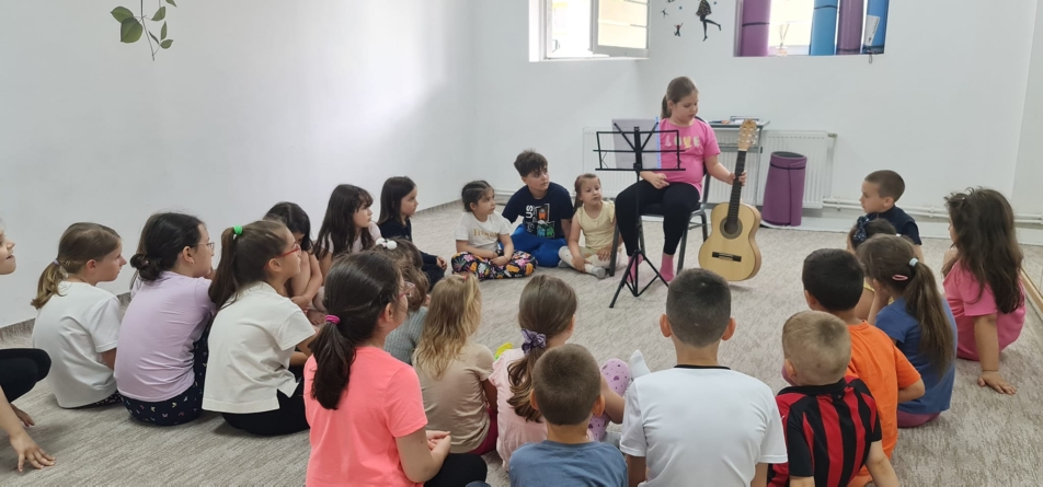 Tabăra Micilor Artiști, la BiAcademy Music School Baia Mare
