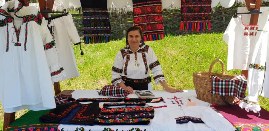 Meșterul popular Dana Dobrai își serbează ziua de naștere