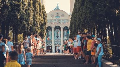 În Parohia Satu Nou de Sus va avea loc o nouă ediţie „Tabără în satul meu”