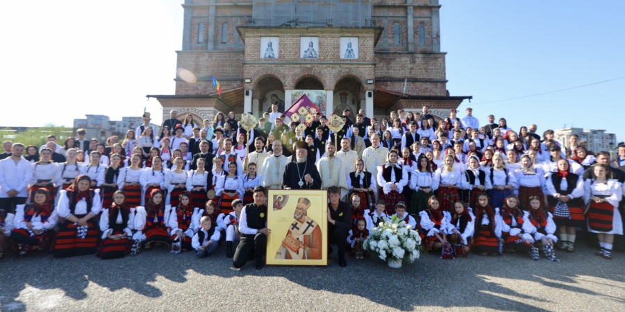 12 august este Ziua Internațională a Tineretului; PS Iustin: „Tinerii noștri sunt Biserica și viitorul creștin al României”