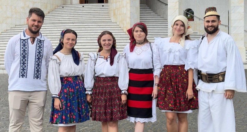 De la Maramureș la Nicula: Tinerii Moroșeni vă invită în pelerinaj alături de ei