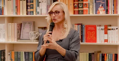 Psiholog psihoterapeut Cecilia Ardusătan: Rușinea socială, când teama de a fi privit devine povară