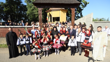 PS Timotei Sătmăreanul s-a aflat în mijlocul credincioșilor din Racșa