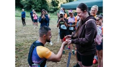 Moment emoționant la Mogoșa Everesting: Cursa a început cu o cerere în căsătorie